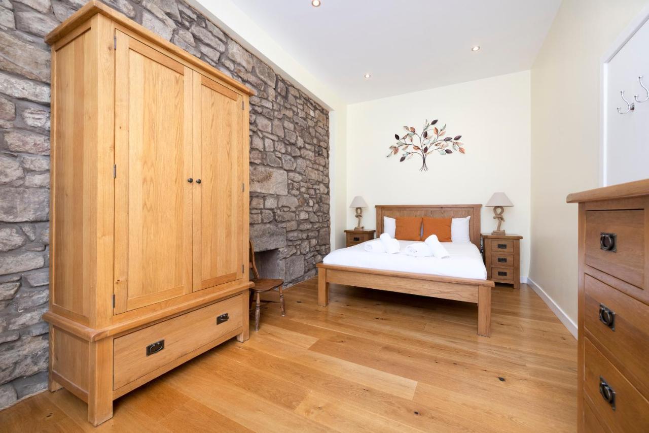 Joivy 1 Bed Flat In Old Town, Next To St Giles Cathedral Apartment Edinburgh Bagian luar foto