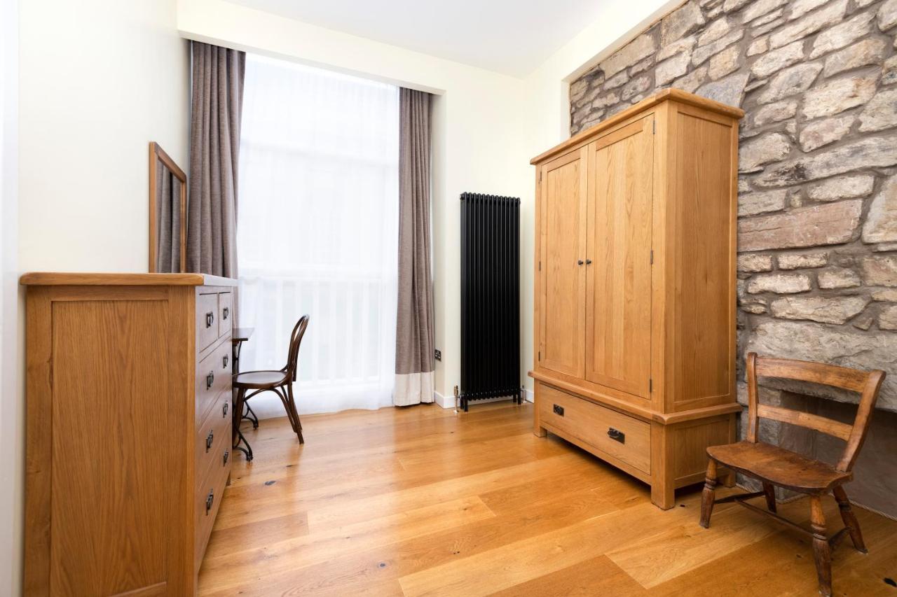Joivy 1 Bed Flat In Old Town, Next To St Giles Cathedral Apartment Edinburgh Bagian luar foto