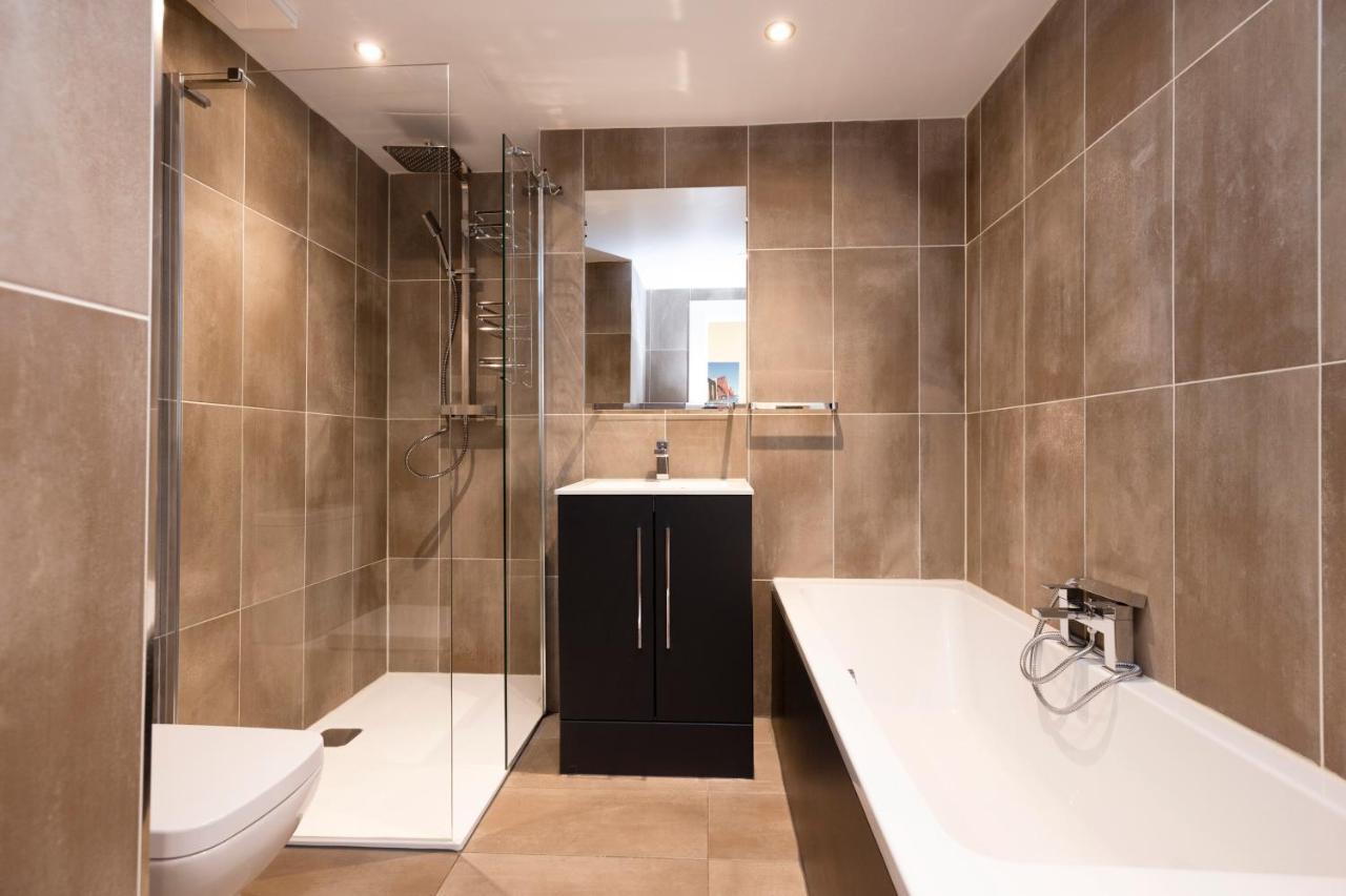 Joivy 1 Bed Flat In Old Town, Next To St Giles Cathedral Apartment Edinburgh Bagian luar foto