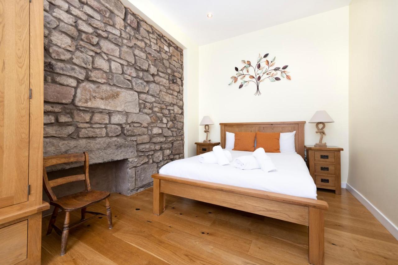 Joivy 1 Bed Flat In Old Town, Next To St Giles Cathedral Apartment Edinburgh Bagian luar foto